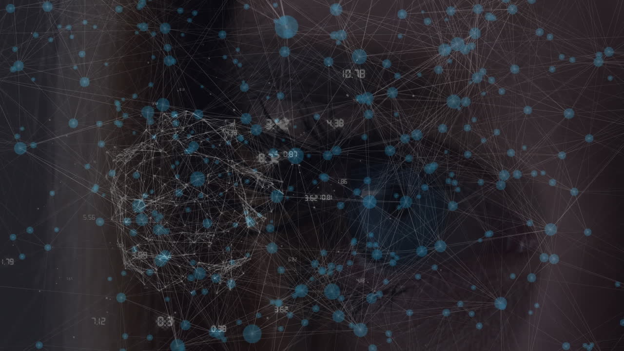 globo de red de conexiones contra el primer plano de un ojo femenino