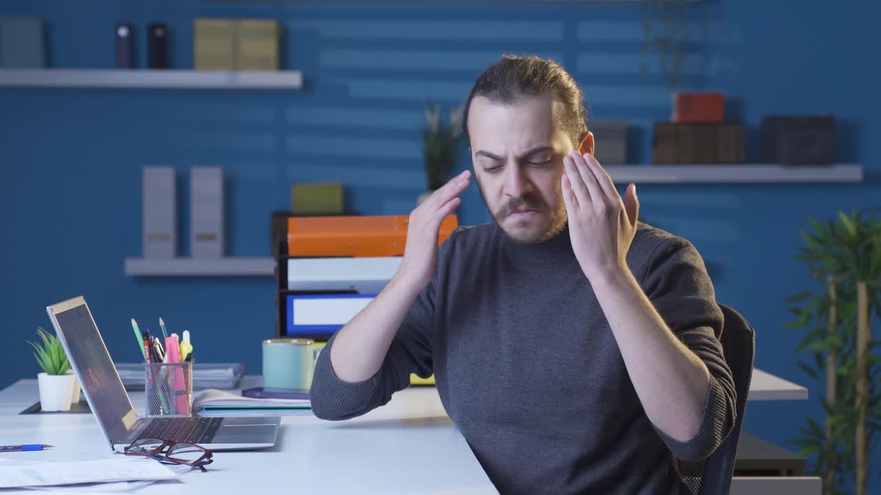 Young man who doesn't like his face.