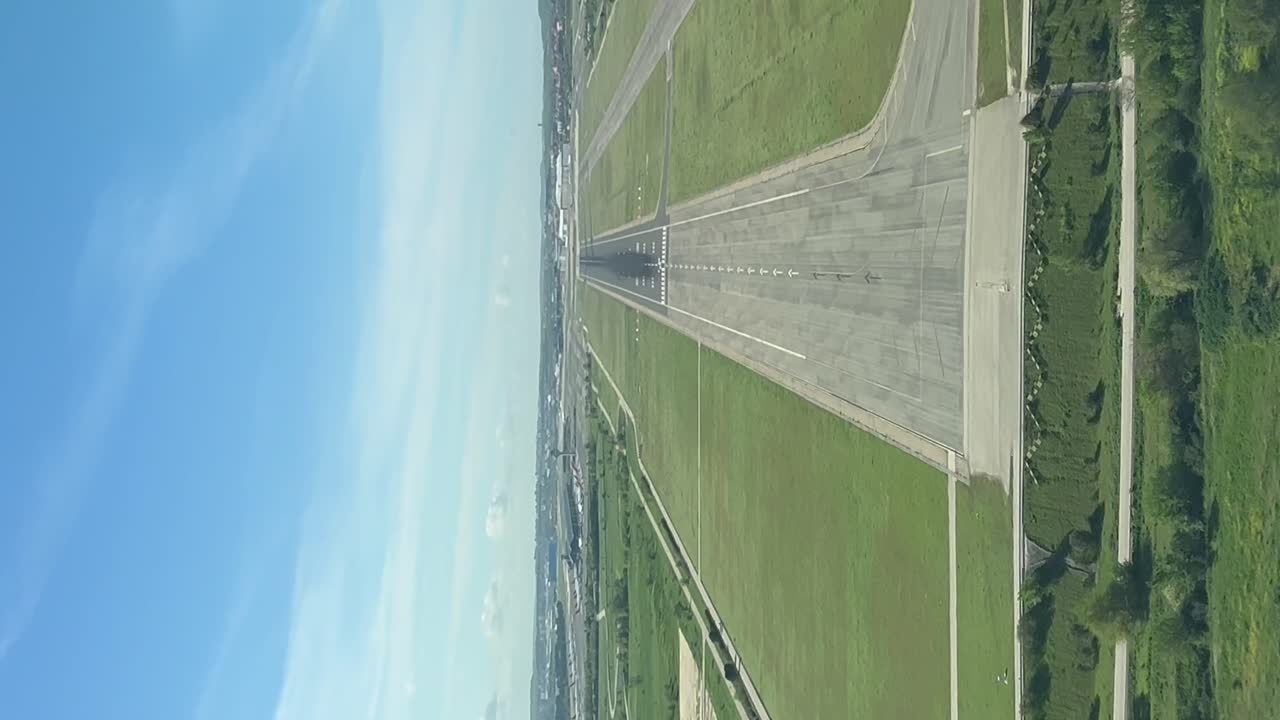 조종사, 몰입 시각, 실시간 착륙 접근, 수직 촬영, 현대 제트기의 조종사가 보는 것처럼