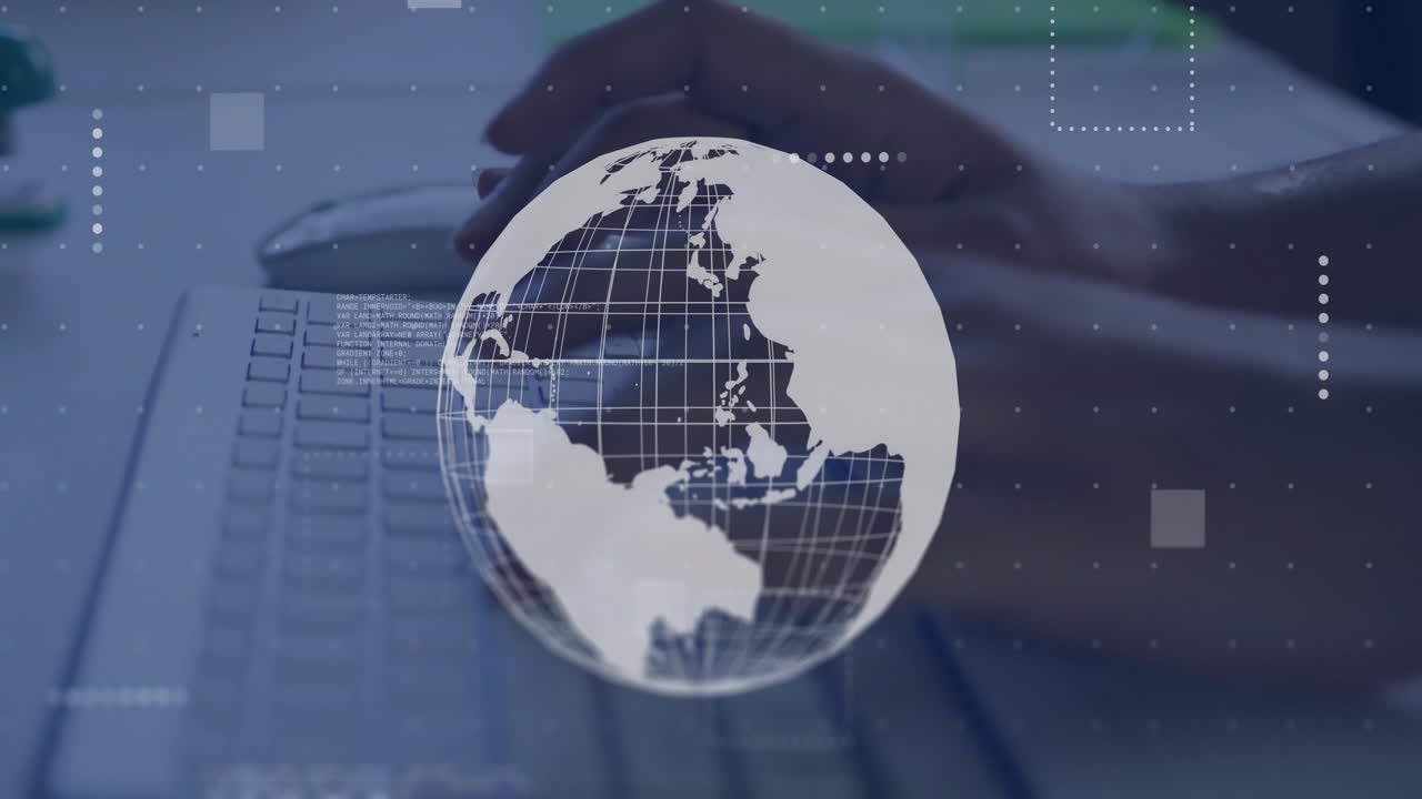 animación del globo y procesamiento de datos sobre mujer caucásica usando computadora portátil