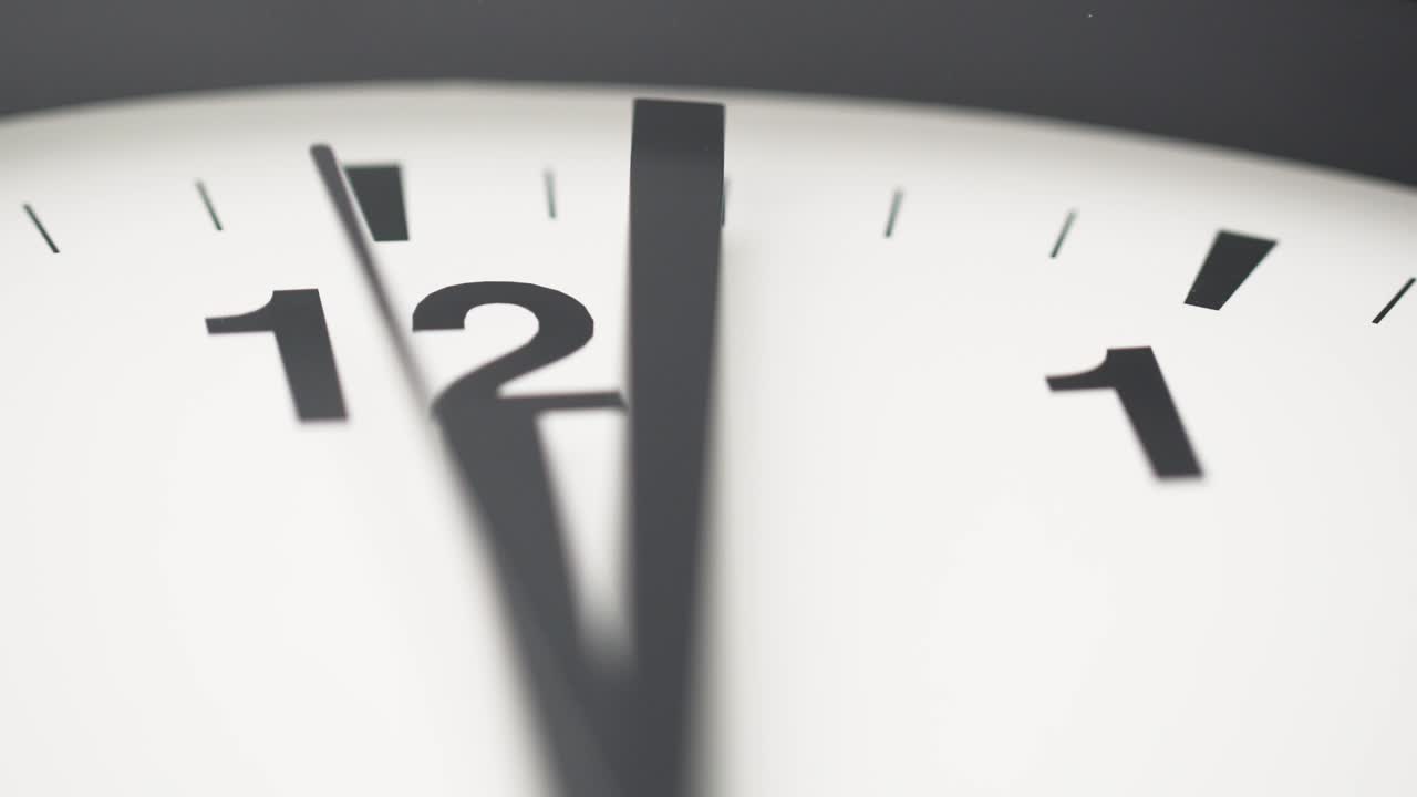 Number twelve second hand rotates with time.