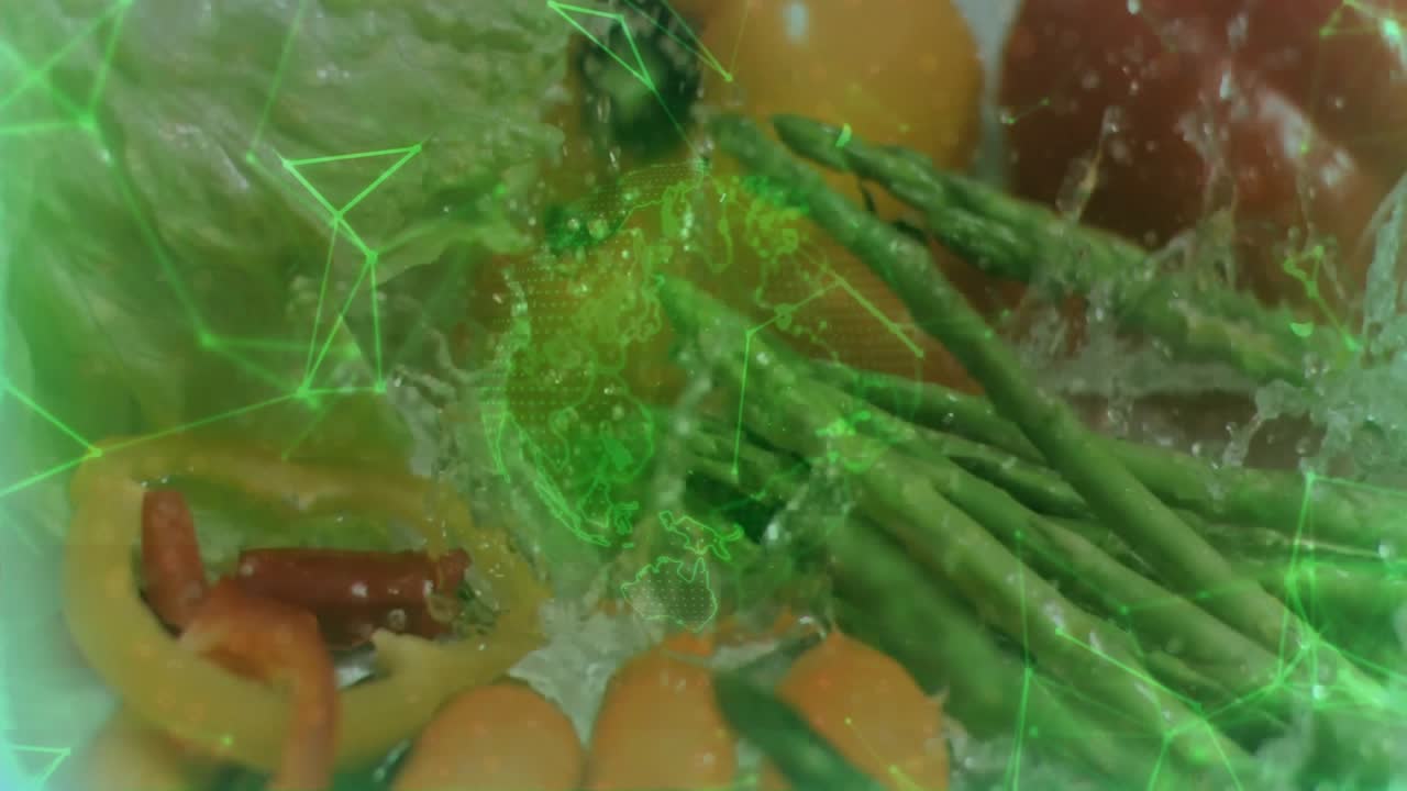 Griglia verde pulsante che avvia lo scorrimento dell'acqua da destra, lavando i prodotti per pulirli sotto la sovrapposizione del globo