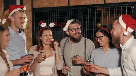 fiesta de navidad en la oficina.