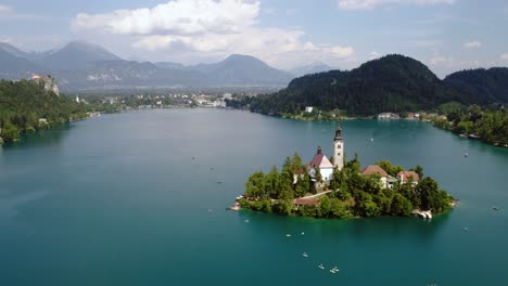 eslovenia hermosa naturaleza - lago bled.