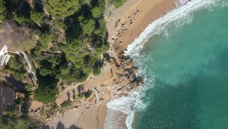 Tossa-De-Mar-Schönes-Küstenfischerdorf-In-Girona-Spanien-Europa-Himmlische-Strände-Türkisblaues-Wasser