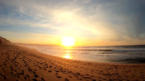 4k-Paisaje-De-Playa-Al-Atardecer-De-California