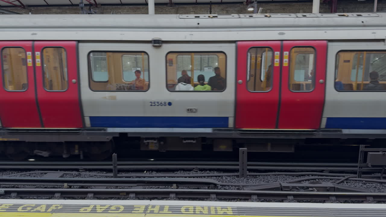 런던 아이와 스카이라인, 런던, 영국