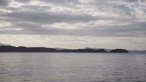 Tomogashima-En-Kada-Bay,-Wakayama-Japón