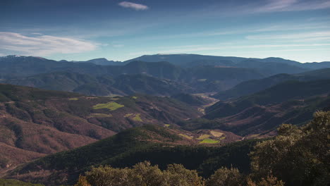 Hermoso-Paisaje-Cerca-De-Los-Pirineos