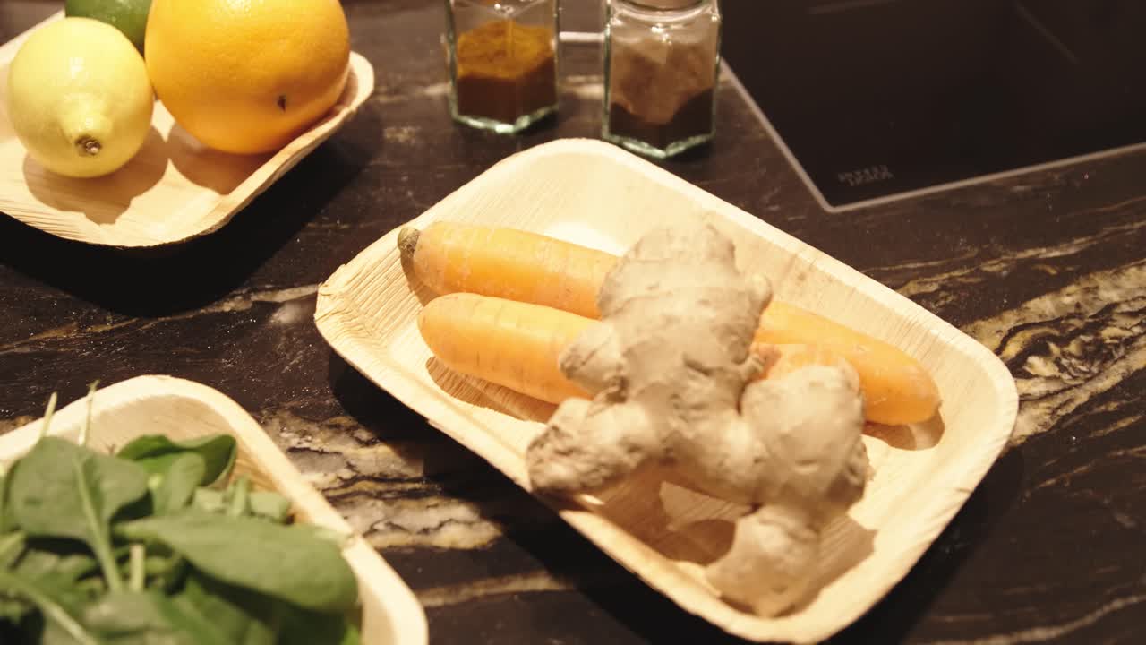 verduras y frutas en la cocina