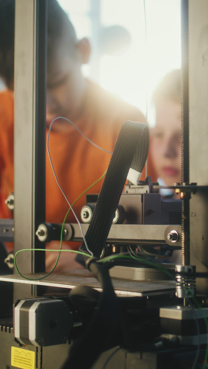 i bambini imparano la stampa 3d