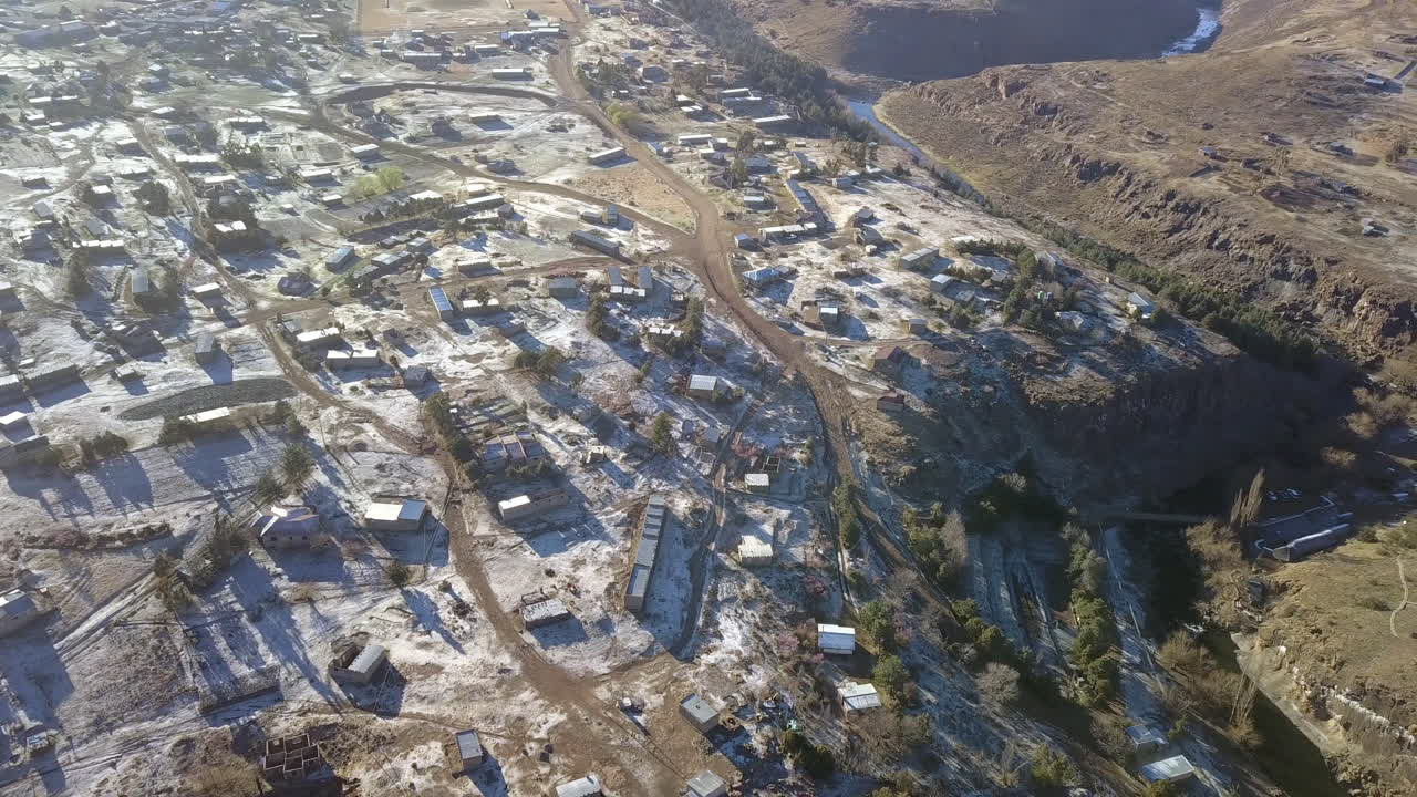 una ciudad pequeña en un mundo grande.