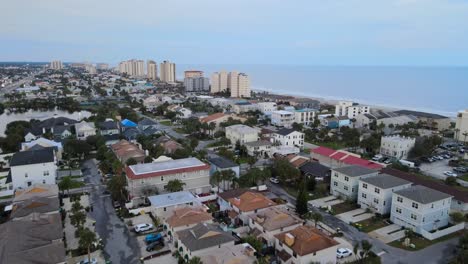 barrio de jacksonville beach fl al atardecer volando hacia la playa