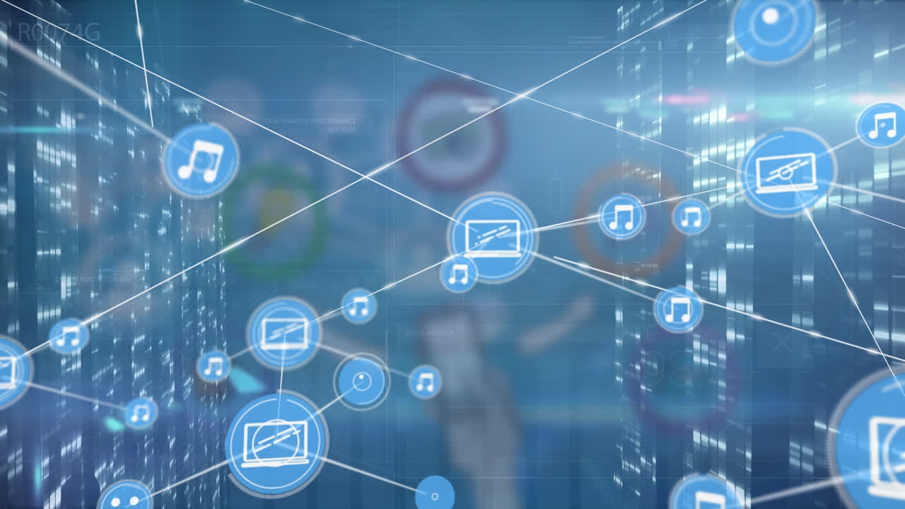 animación de una red de iconos digitales sobre pantallas con cuadrados de mosaico contra un fondo azul