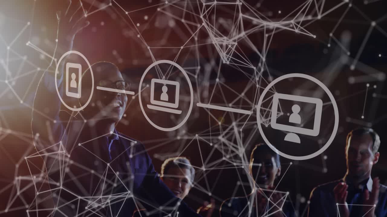 animación de la red de conexiones sobre el empresario afroamericano que hace una presentación