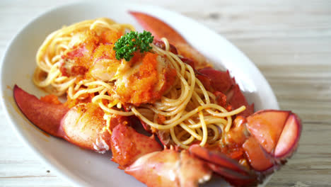 lobster spaghetti with shrimp egg