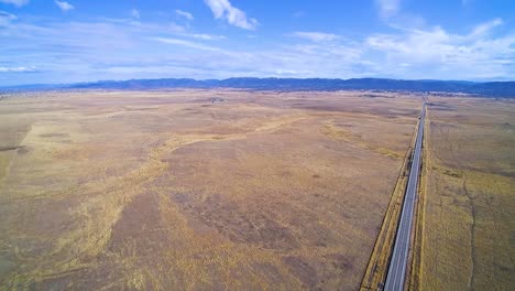 360-panning-drone-shot-of-la-Mancha-in-Spain,-summer-time,-mid-day,-sun