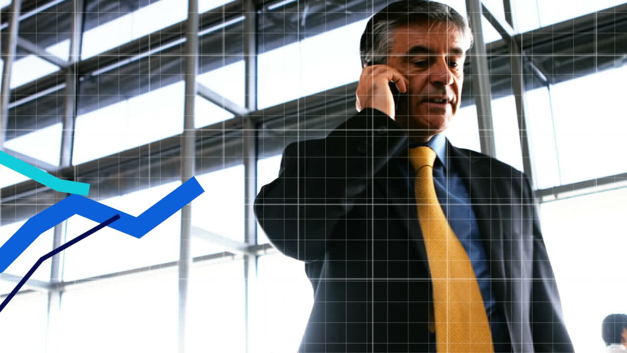 Animação de gráfico azul se formando em grade sobre homem falando ao telefone