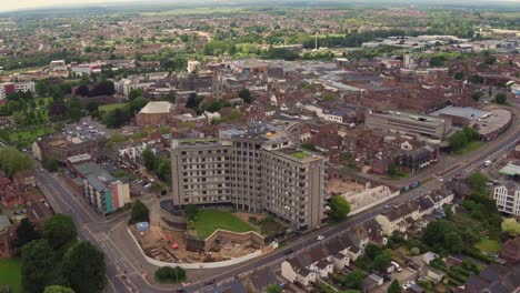 Antena-Gv-De-La-Ciudad-De-Ashford-Ubicada-En-El-Weald-De-Kent,-Reino-Unido