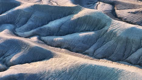 Abstract-pattern-of-riverbeds-through-landscape-near-Hanksville,-Utah