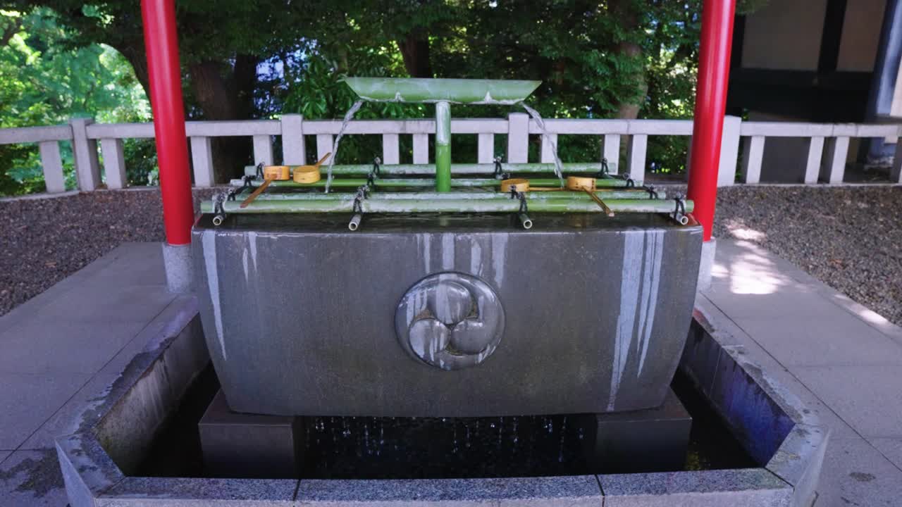 Hei Shrine Chozuya, Shinto Water Ablution Pavilion, Tokyo City, Japan