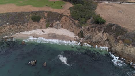 Vista-Aérea-De-Big-Sur-Coast-High-Way-1-Cerca-De-Monterrey-California