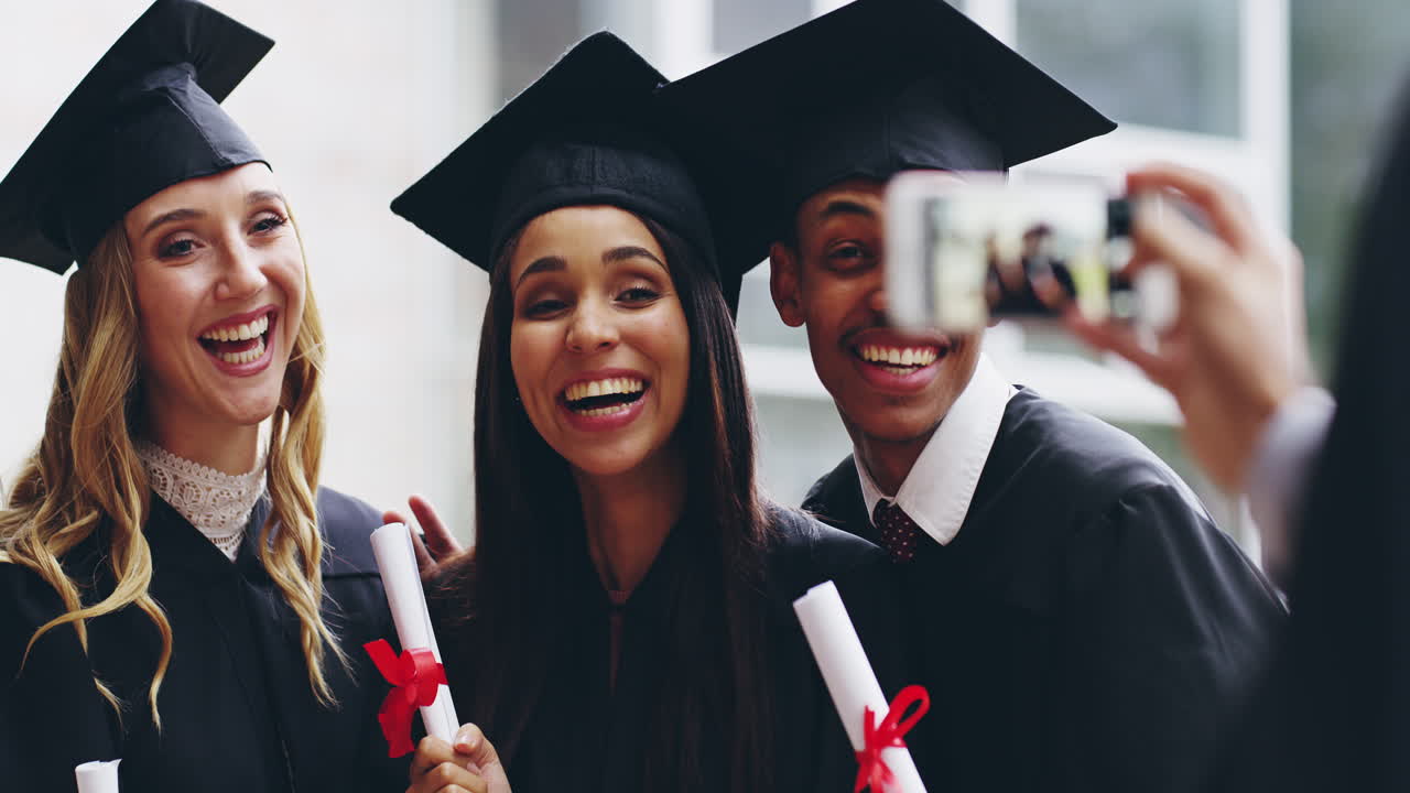 necesitamos muchos recuerdos.