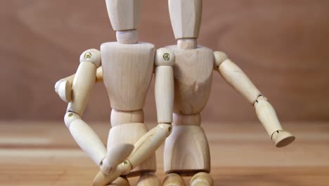 Romantic-couple-figurines-embracing-each-other