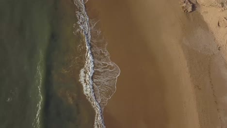 Vista-Aérea-De-Una-Playa-En-El-Sur-De-Marruecos