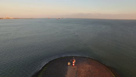 Antenne:-Sonnenuntergang-Bei-Fort-Rammekens-Und-Dem-Hafen-Von-Vlissingen