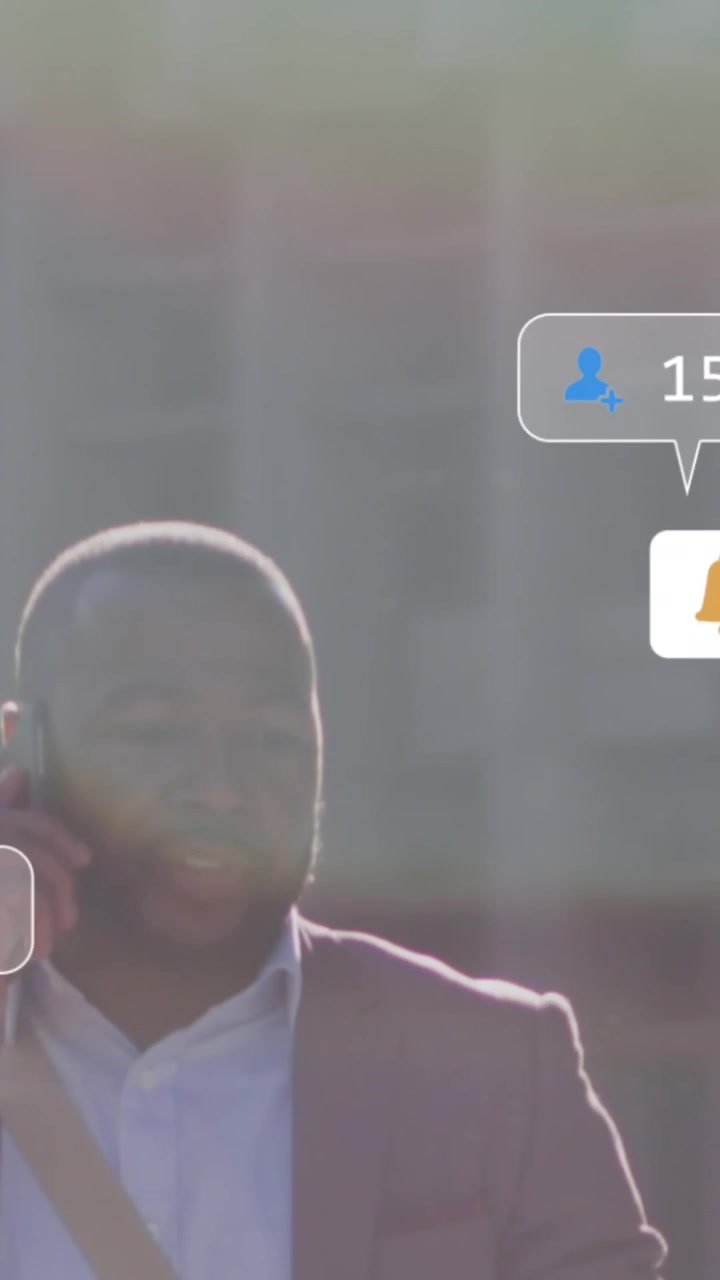 Animazione di icone di social media su un uomo afroamericano che parla al telefono all'aperto