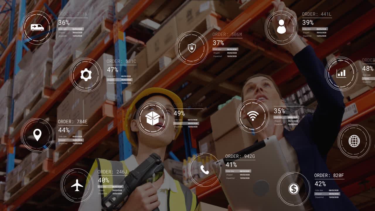 animación de procesamiento de datos contra supervisor y trabajadora caucásica discutiendo en el almacén