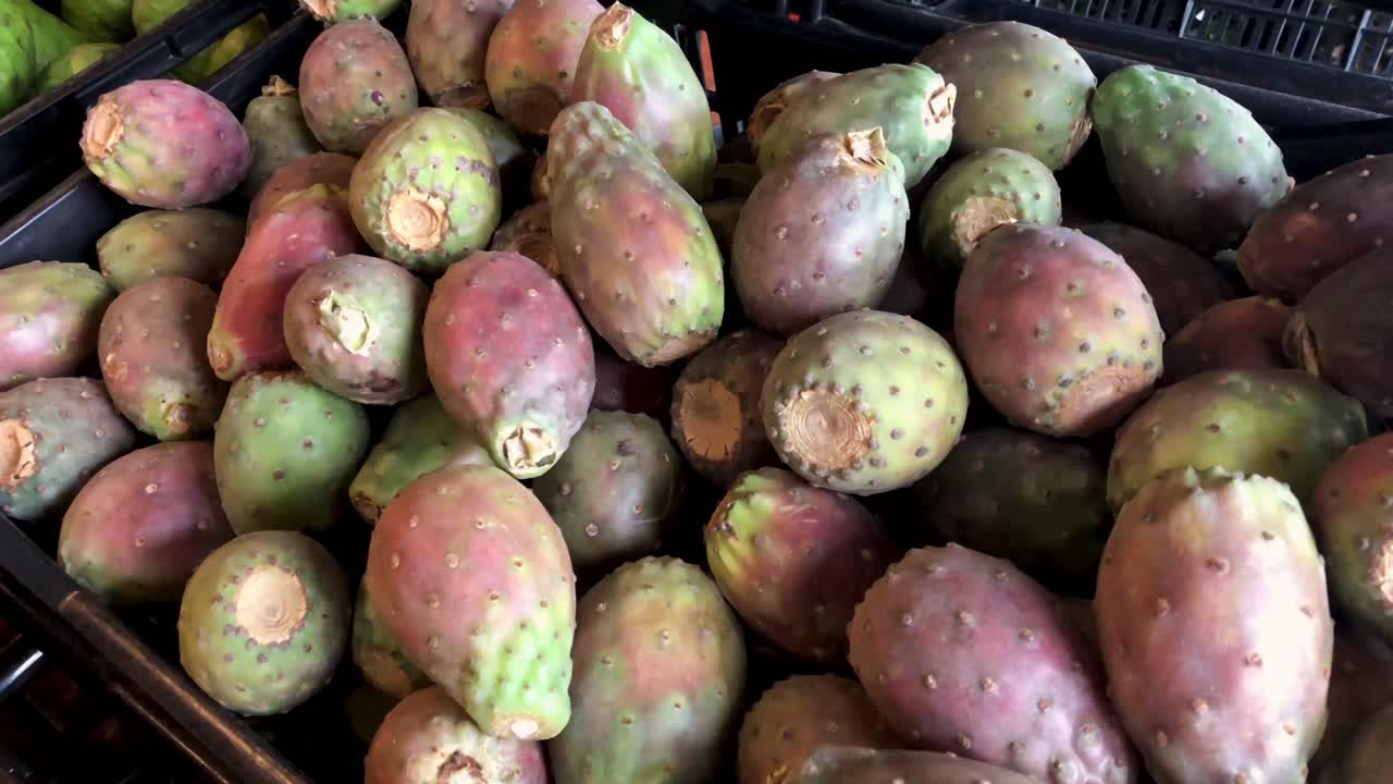 Tuna roja, prickly pear exposed in a box in a supermarket