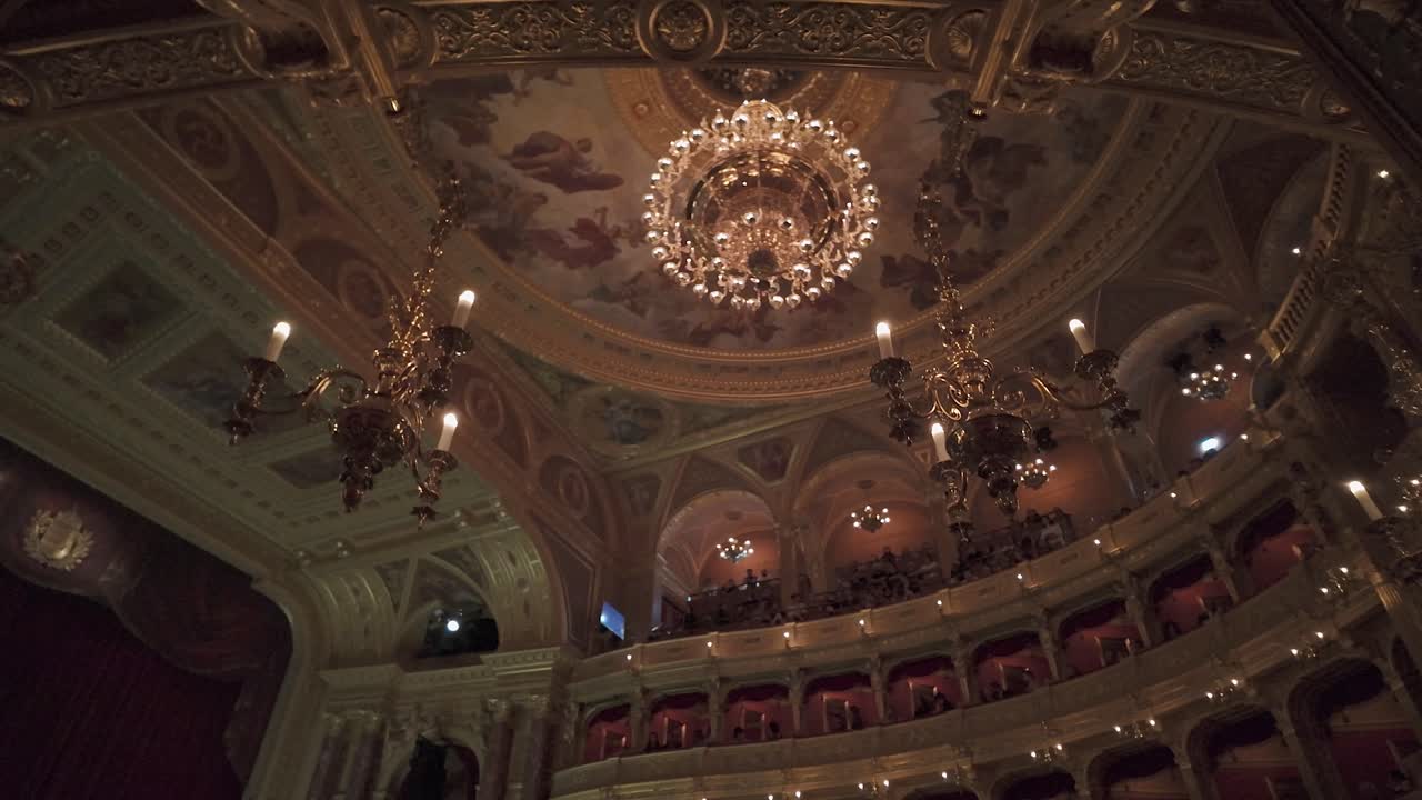 Elegant decor: Box seat balconies in classy Hungarian State Opera House
