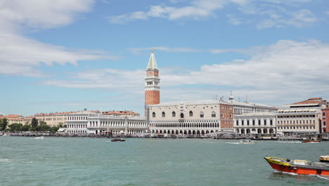 Iconic-Landmarks-along-the-San-Marco,-Venice,-Italy