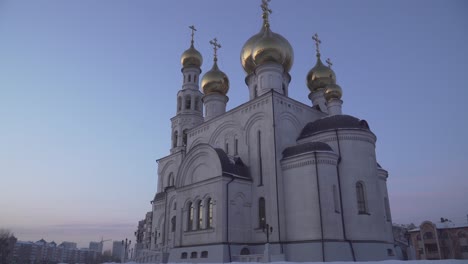 vista del atardecer del templo de abakan