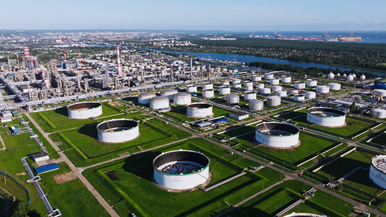 Industrial landscape shows global shift from fossil power to green energy