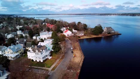 Casas-Antiguas-Antes-De-La-Guerra-A-Lo-Largo-Del-Río-Neuse-En-New-Bern-Nc,-Carolina-Del-Norte