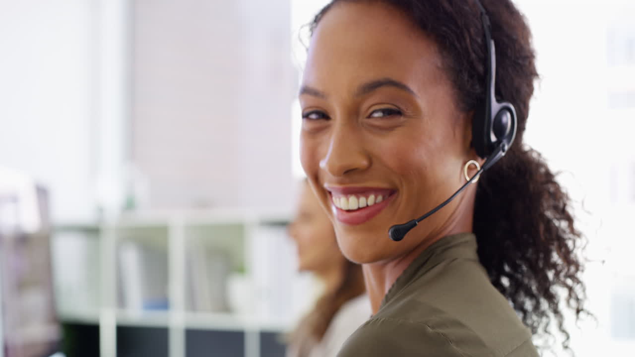 damos crédito a nuestro éxito en la creación de clientes felices