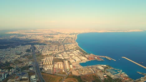 4K-Drohnenaufnahmen-Aus-Der-Luft-Der-Stadt-Antalya,-Türkei