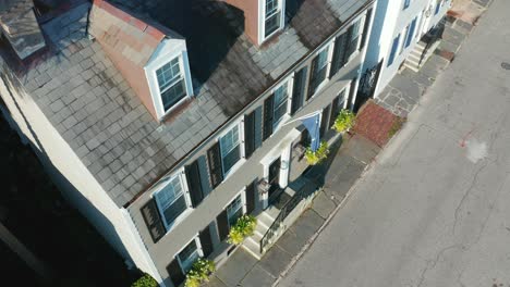 Restored-home-in-historic-SC-with-South-Carolina-flag-at-entrance