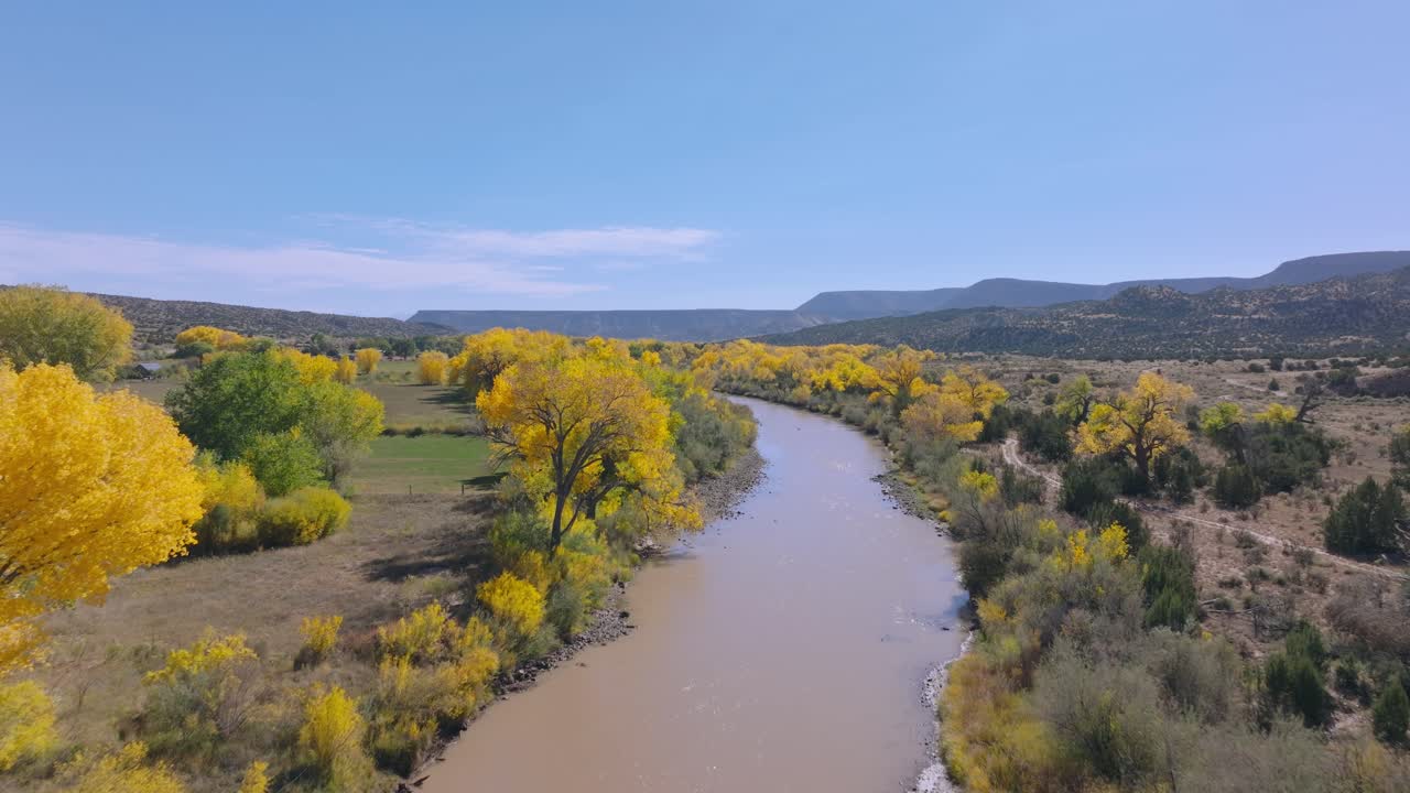Fall colors along Rio Chama, cottonwoods in Abiquiu, serene landscape