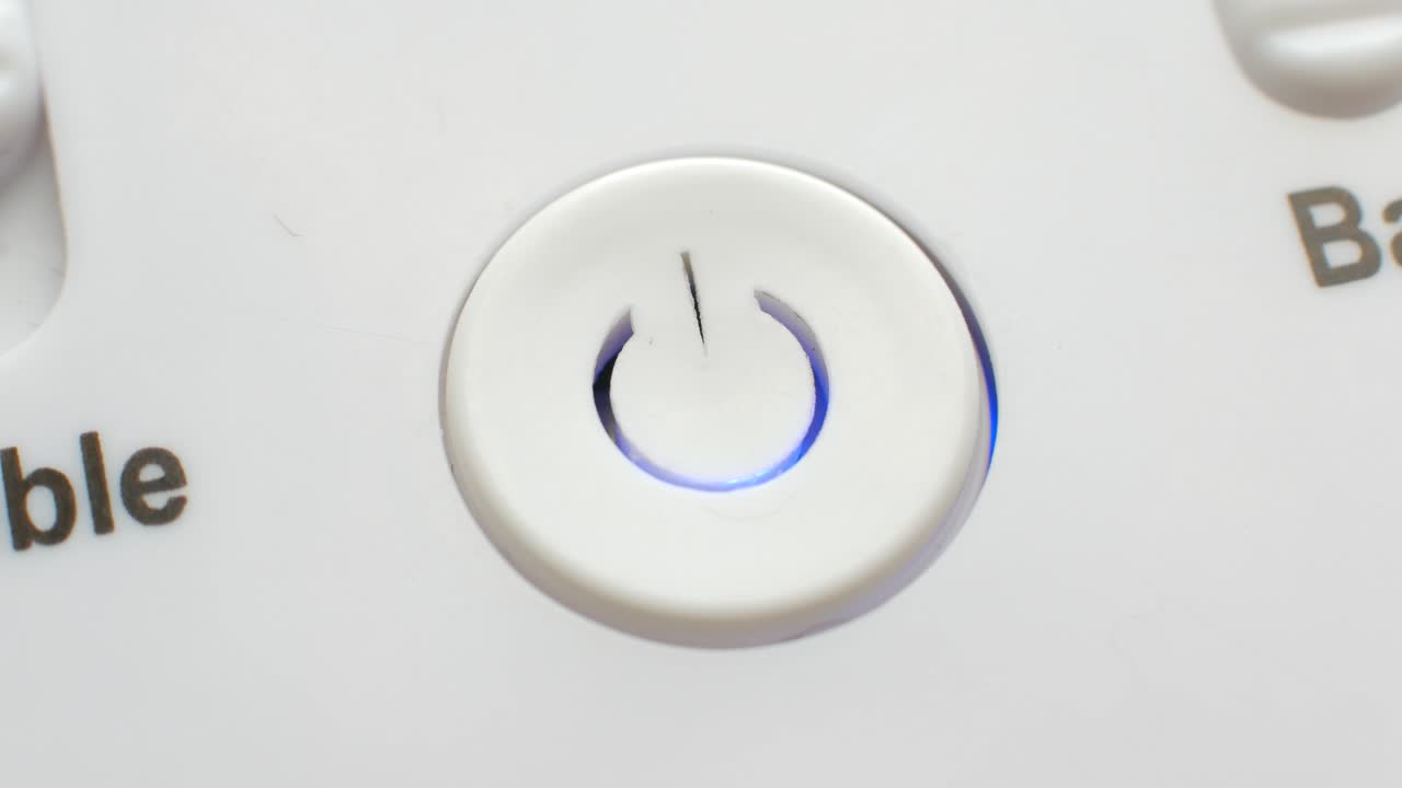 모든 장치에서 켜고 끄는 버튼을 누르면