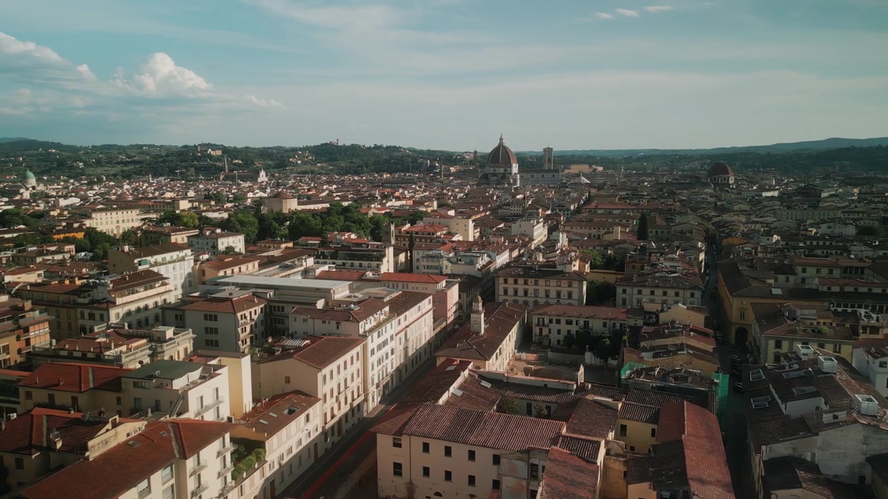 Veduta aerea del paesaggio urbano di Firenze con il Duomo