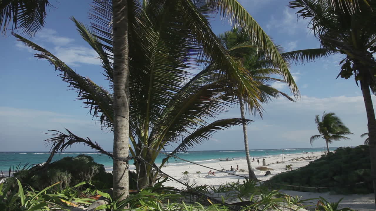 video de la playa de tulum 00