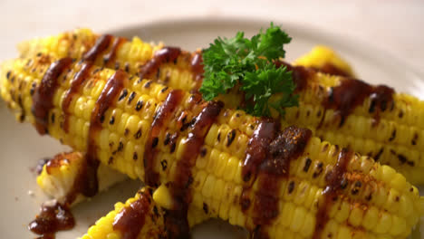 grilled-and-barbecue-corn-with-bbq-sauce