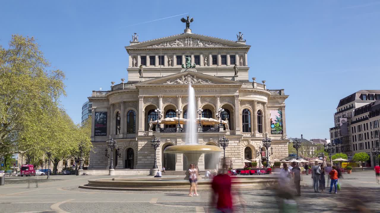 Time lapse Old Opera Frankfurt