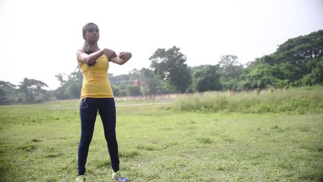 Teenage-Asian-girl-practice-dance-and-aerobics-at-morning-sunrise,-Slow-motion