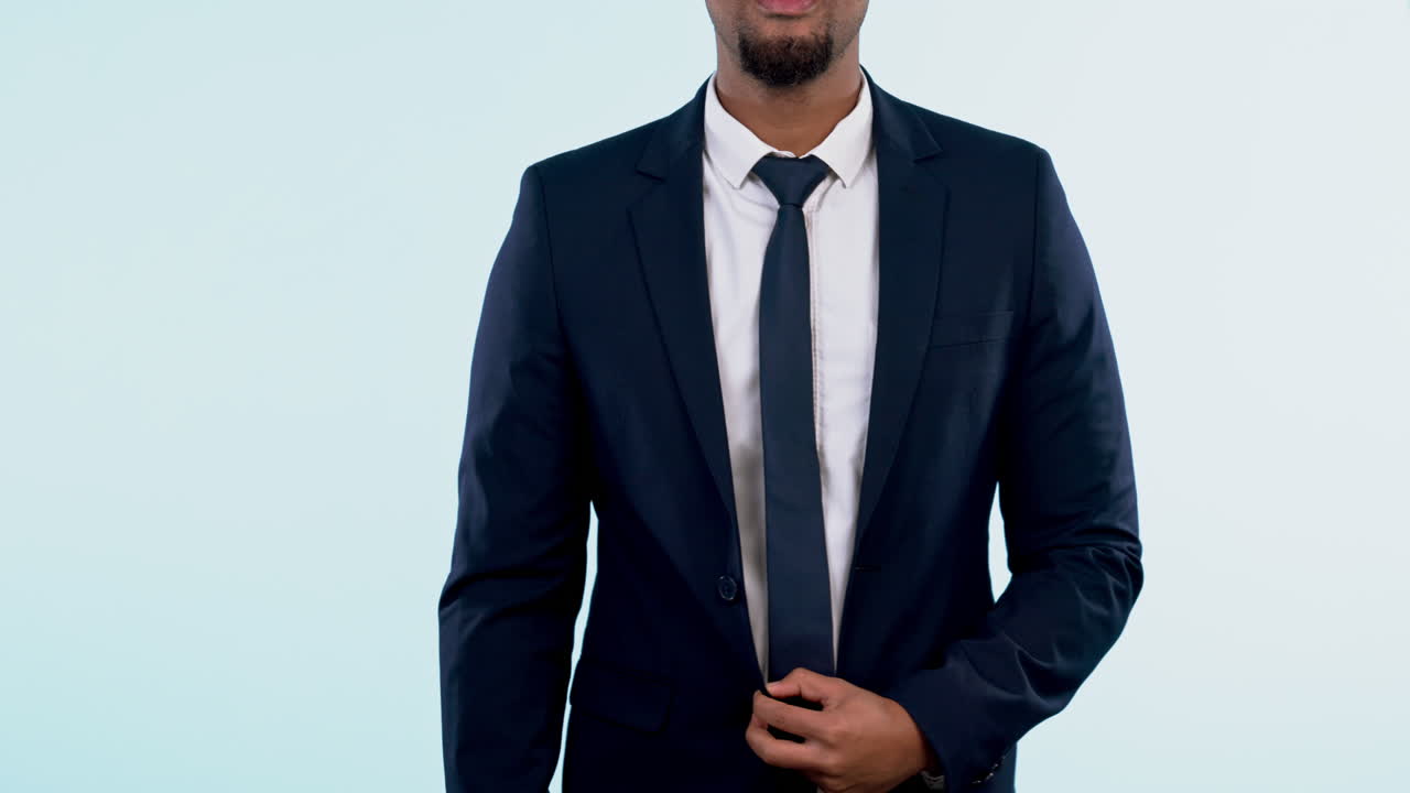 bienvenido, apretón de manos y hombre de negocios en el estudio