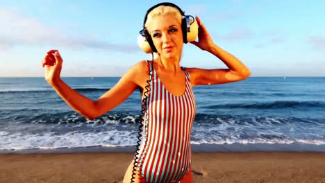 lady beach dancing 24